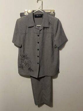 Vintage Sag Harbor 2-Piece Pant Set Black White Gingham Embroidery 8 Talla